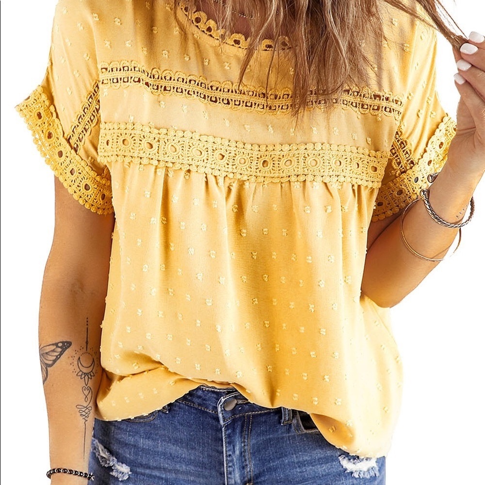 Yellow Swiss Dot Lace Splicing Short Sleeve Top